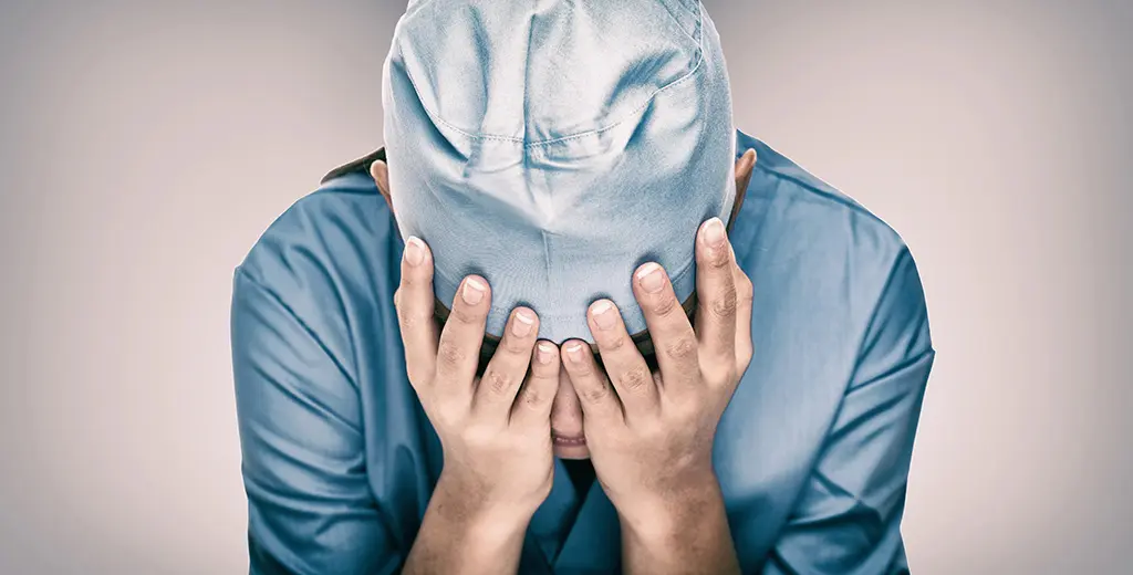 L'Adieu au visage de David Deneufgermain, un roman du soin et de la mort